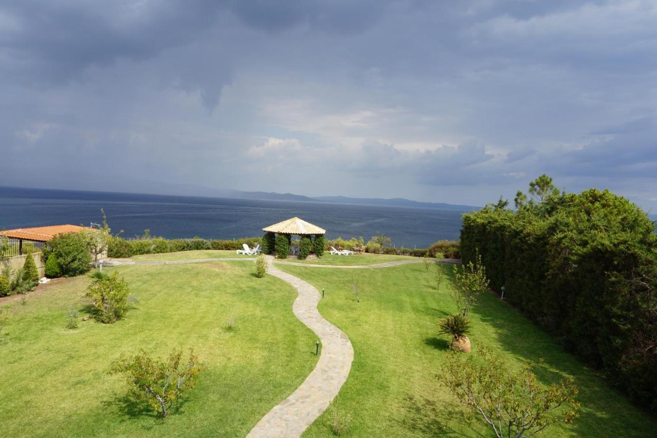 Villa Orama Nea Poteidaia Exteriör bild