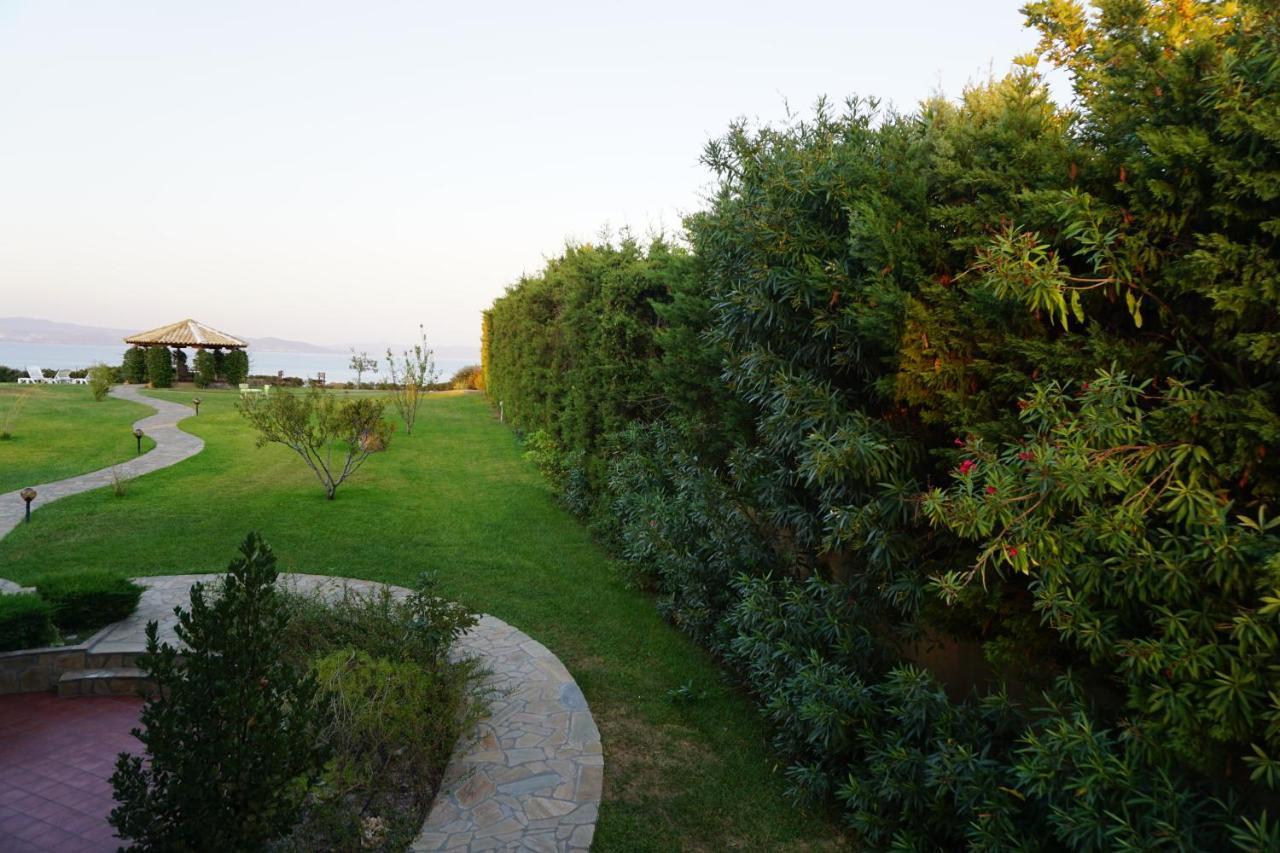 Villa Orama Nea Poteidaia Exteriör bild