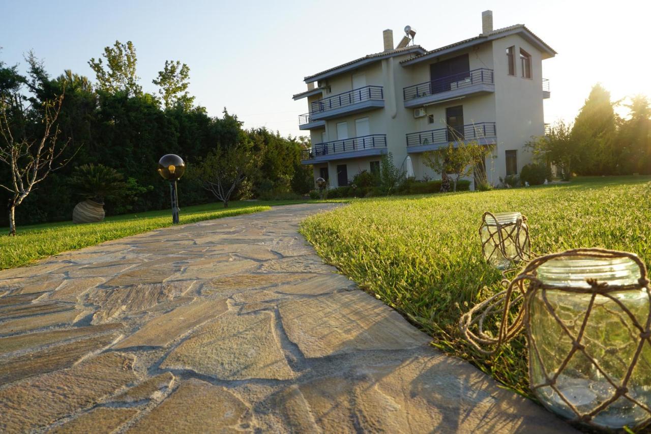 Villa Orama Nea Poteidaia Exteriör bild
