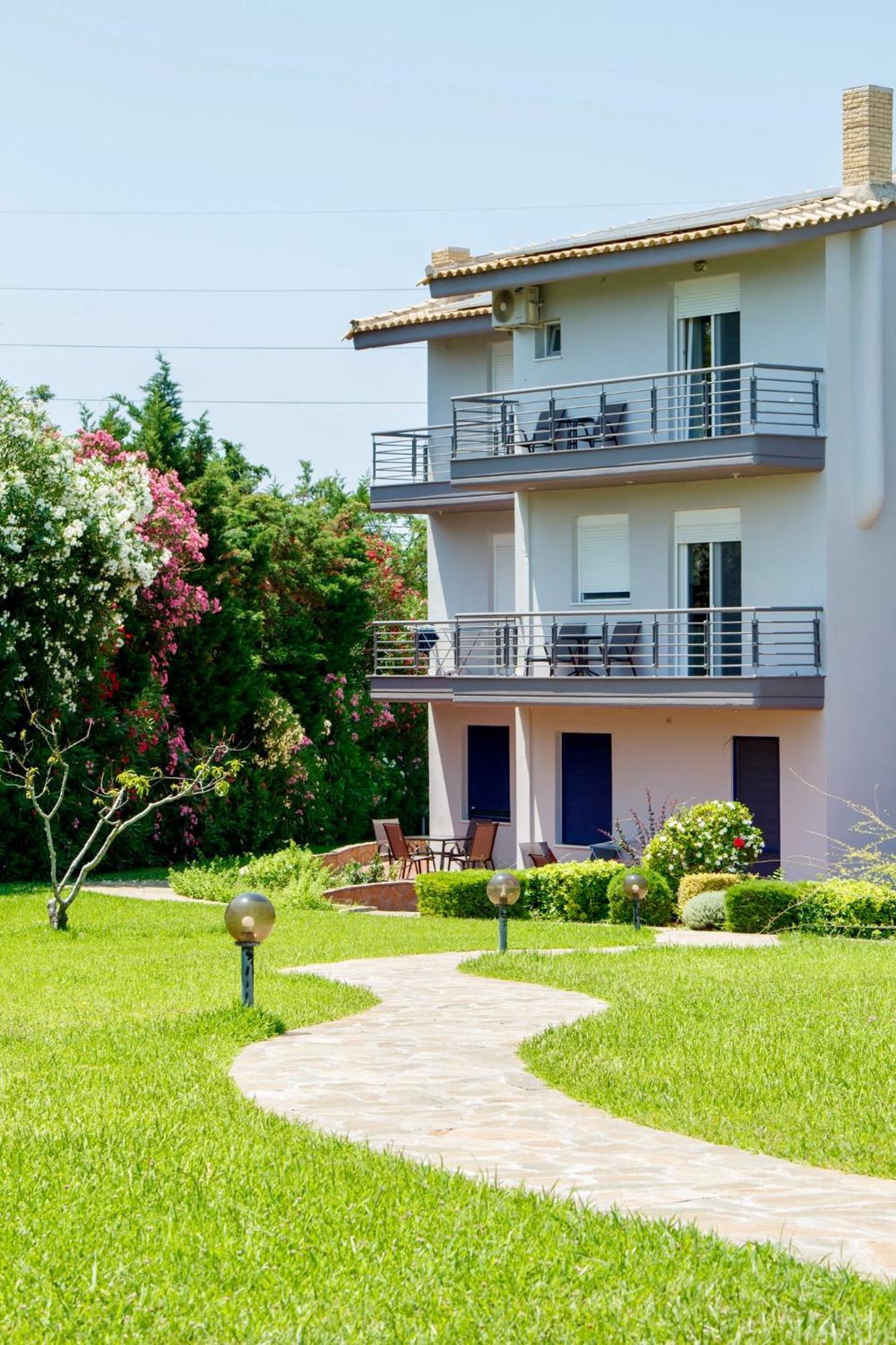 Villa Orama Nea Poteidaia Exteriör bild